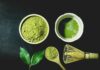 Zelená síla pro tělo i vitalitu: mladý ječmen versus chlorella pod drobnohledem matcha