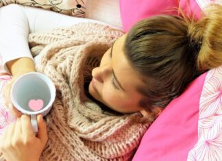 Rytmus srdce pod tlakem: Jak porozumět arytmiím a podpořit srdeční rovnováhu přírodní cestou silviarita young woman