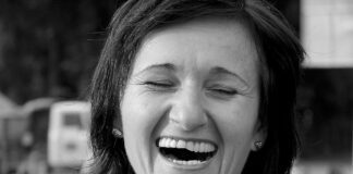Bylinky a jídla, která probudí dobrou náladu i novou energii jew laughter