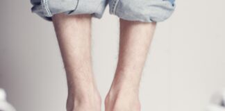 andreas feet