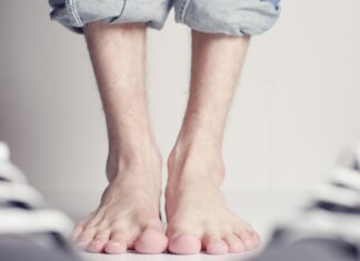 Obuv prozradí víc, než by měla: bylinná pomoc při zápachu nohou a osvědčené domácí recepty andreas feet