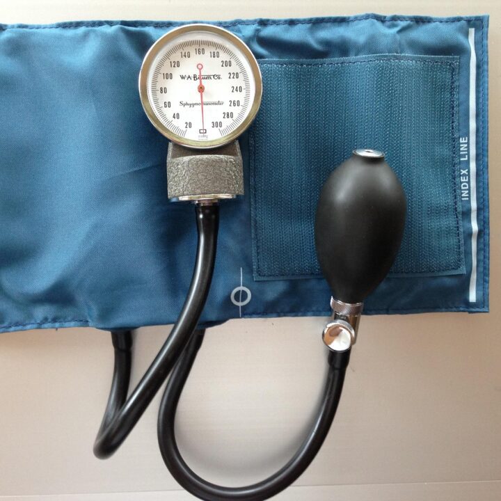 soc sphygmomanometer