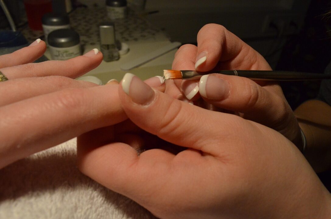 huskyherz fingernails