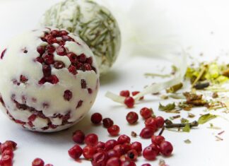 Voňavý letní rituál pro nové síly: Bylinné koupele, které uleví unavenému tělu i mysli silviarita bath balls
